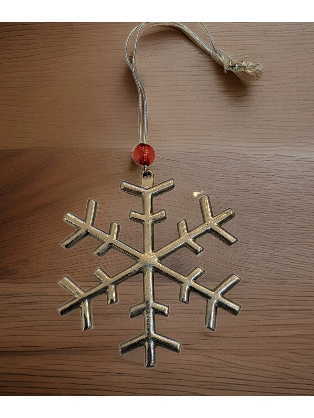 Vtg Metal Ornate Snowflake EUC Christmas Tree Ornament 3.5"H A65